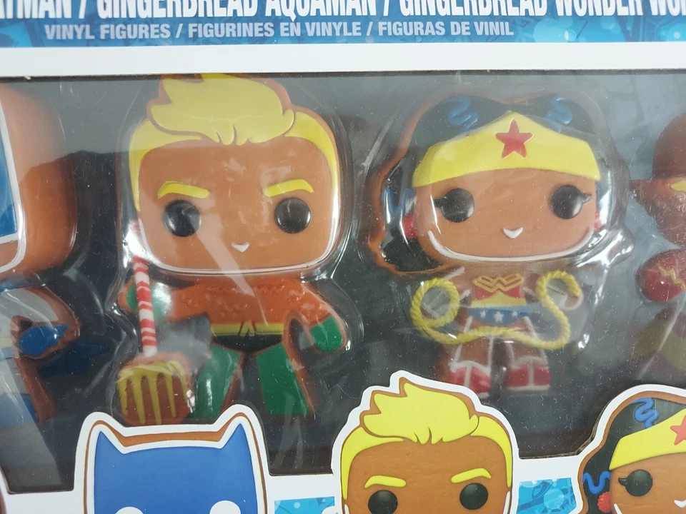 Funko Pop! DC Superheroes Gingerbread 5-Pack Superman Batman Flash Aquaman WW - Image 4 of 4