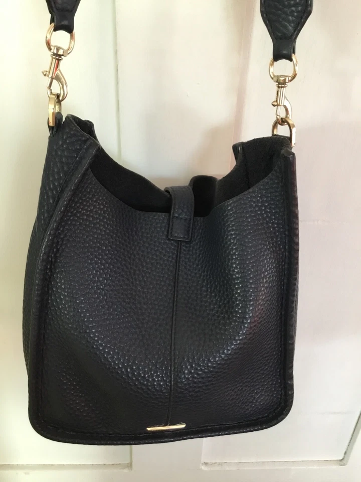 Rebecca Minkoff Navy Unlined Feed Bag Crossbody Bucket Bag Medium EPO - Изображение 4 из 4