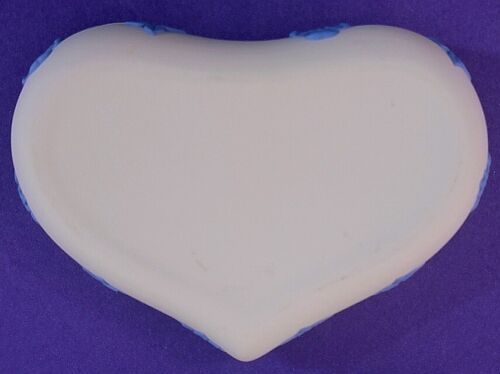 CAJA EN FORMA DE CORAZÓN MADERA LAVANDA AZUL SOBRE CREMA JASPE 008 - Imagen 4 de 4