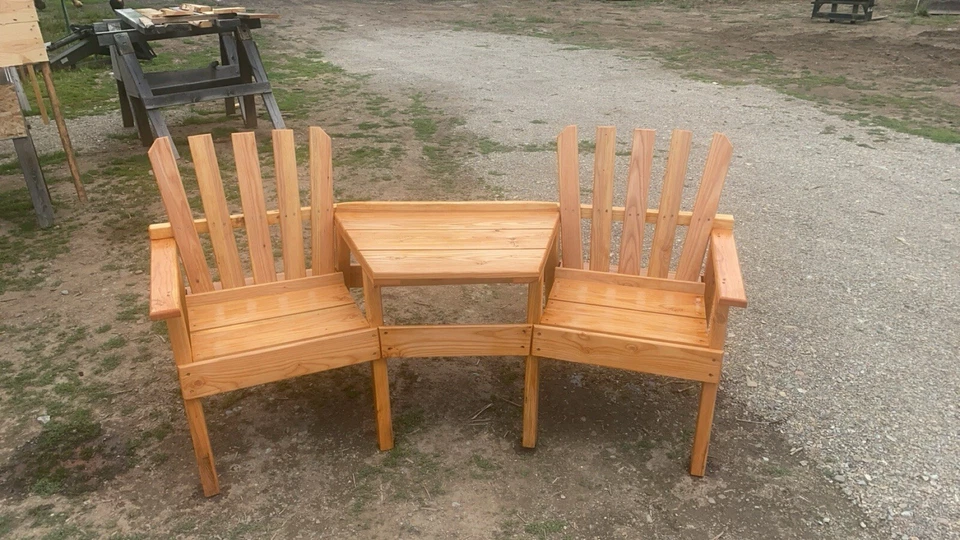 Muebles de madera hechos a mano Foto 3 de 4