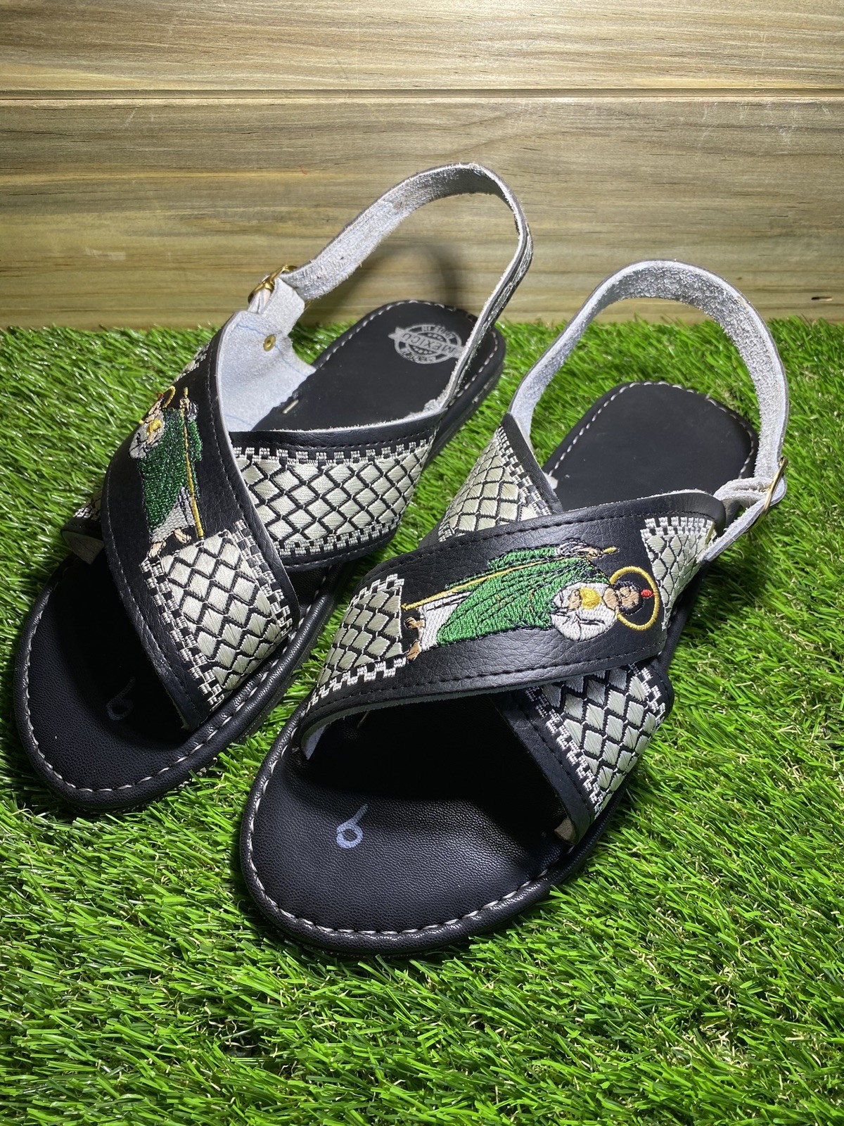 Huaraches Cruzados Size 11