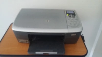IMPRIMANTE HP PHOTOSMART 2575 TOUT EN UN COPIEUR NUMERISEUR PARFAIT ETAT - Photo 1/4