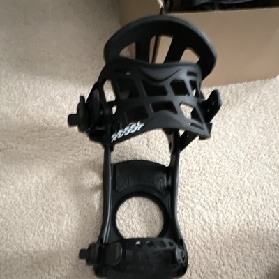 Rossignol Battle B&W Snowboard Bindings Black/White M/L 4x4 4-Hole
