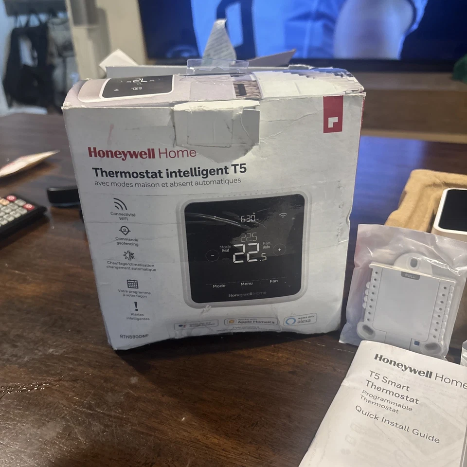 Honeywell T5 Wi-fi Smart Thermostat open box new - Image 4 of 4