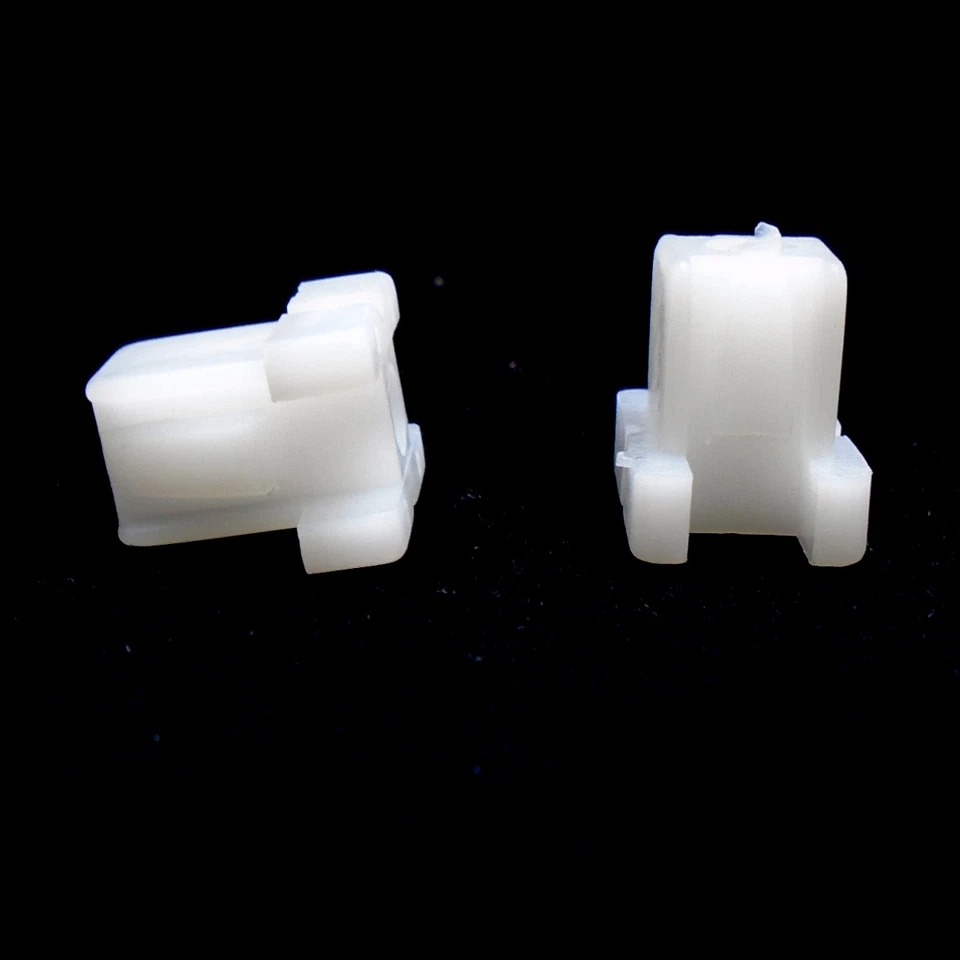 Mitsubishi Grille Clip x10 Triton ME MG Cyclone MJ Mighty Max L200 86-96 White - Imagem 3 de 3