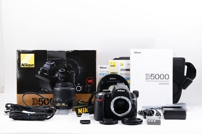 Nikon D5000 Digital SLR Camera w/AF-S DX Nikkor 18-55mm 1:3.5-5.6G