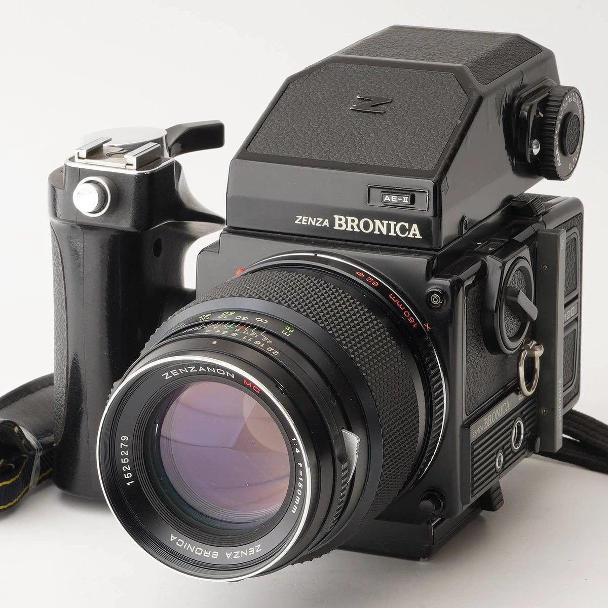 Zenza Bronica ETRSi Manual Focus Medium Format Film Cameras for