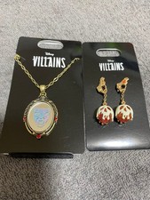 Disney Snow White Store Necklace Earrings