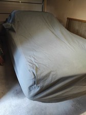 Abdeckhülle für PKW Mercedes SLC Baureihe W 107. Zustand gebraucht. Abdeckhülle für PKW Mercedes SLC Baureihe W 107. Zustand gebraucht.