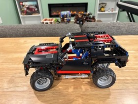 LEGO TECHNIC: Extreme Cruiser (8081) 99.99% Complete