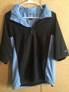 nike storm fit pullover