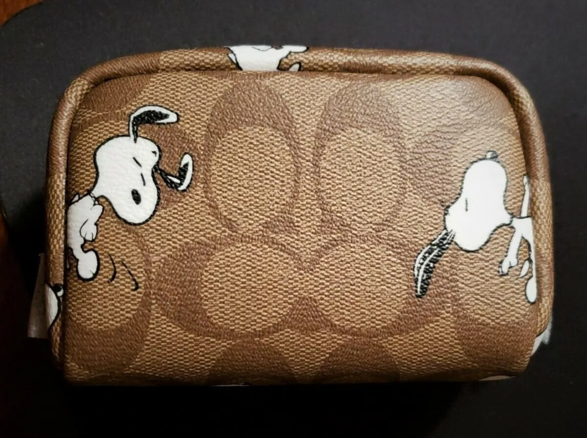 COACH x Peanuts 'Snoopy' Women's Mini Boxy Cosmetic Case in