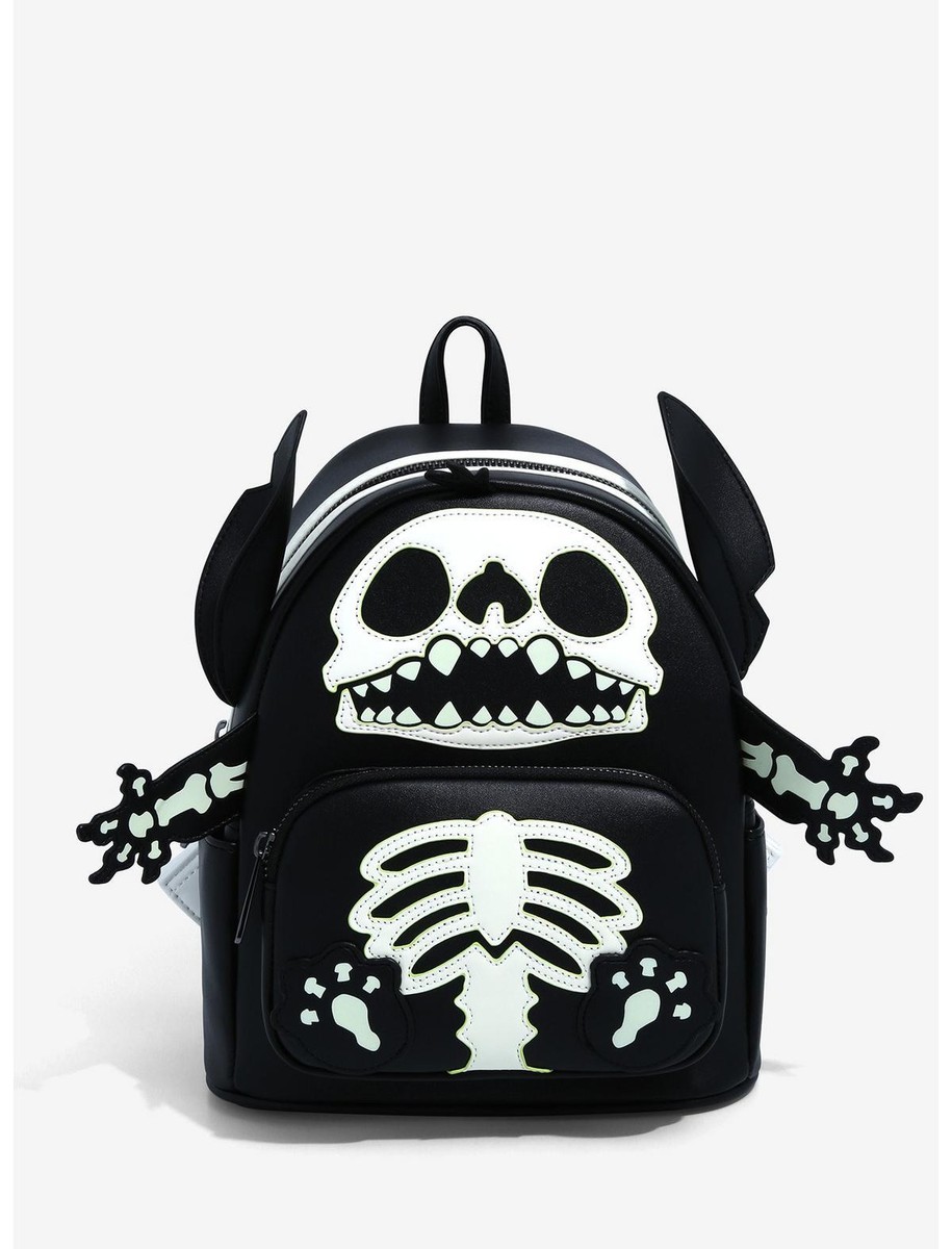 【コラボ】Disneyマレフィセントx Loungefly暗闇光る２面バッグ Amazon.co.jp: Loungefly GT 限定 ディズニー ヴィランズ