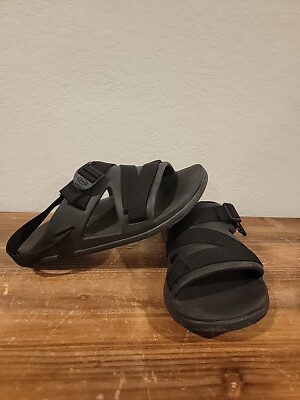 Men’s Chacos. Size 8 Chaco Mens Classic Size 8 Sandal Adjustable Strap Hiking  main image 4