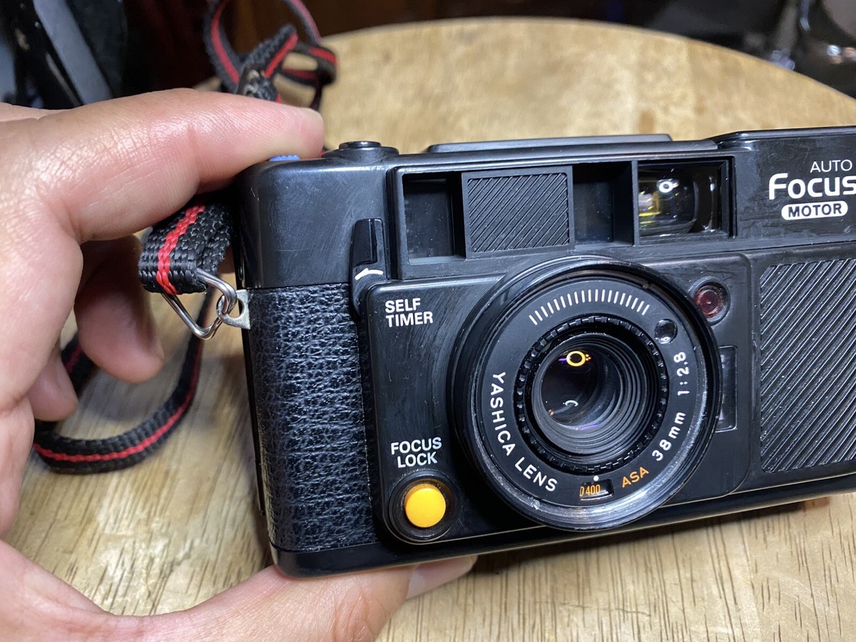 Yashica Auto Focus Motor Full Automatic 38mm f/2.8 Lens Camera