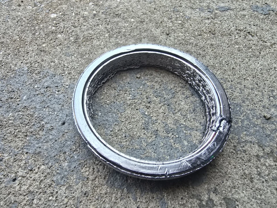 Convertidor y sello de tubería genuino Nissan 20695-ED10E Foto 2 de 3