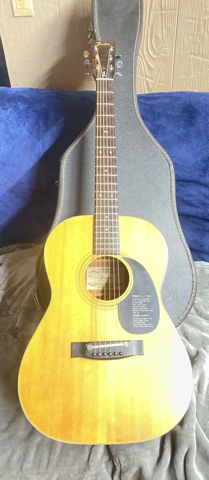 Rare Salesman Model Fender F-15 Acoustic Guitar 1972-1979  W /  Case Music