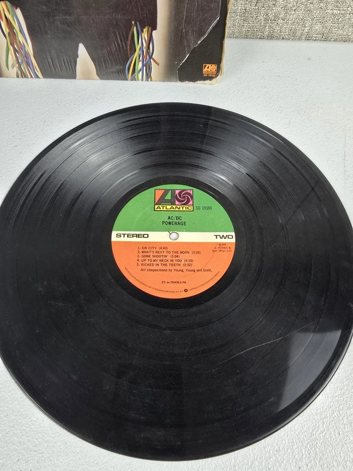 AC/DC POWERAGE - Vinyl LP - Atlantic - SD 19180 - 1978 - Image 3 of 4