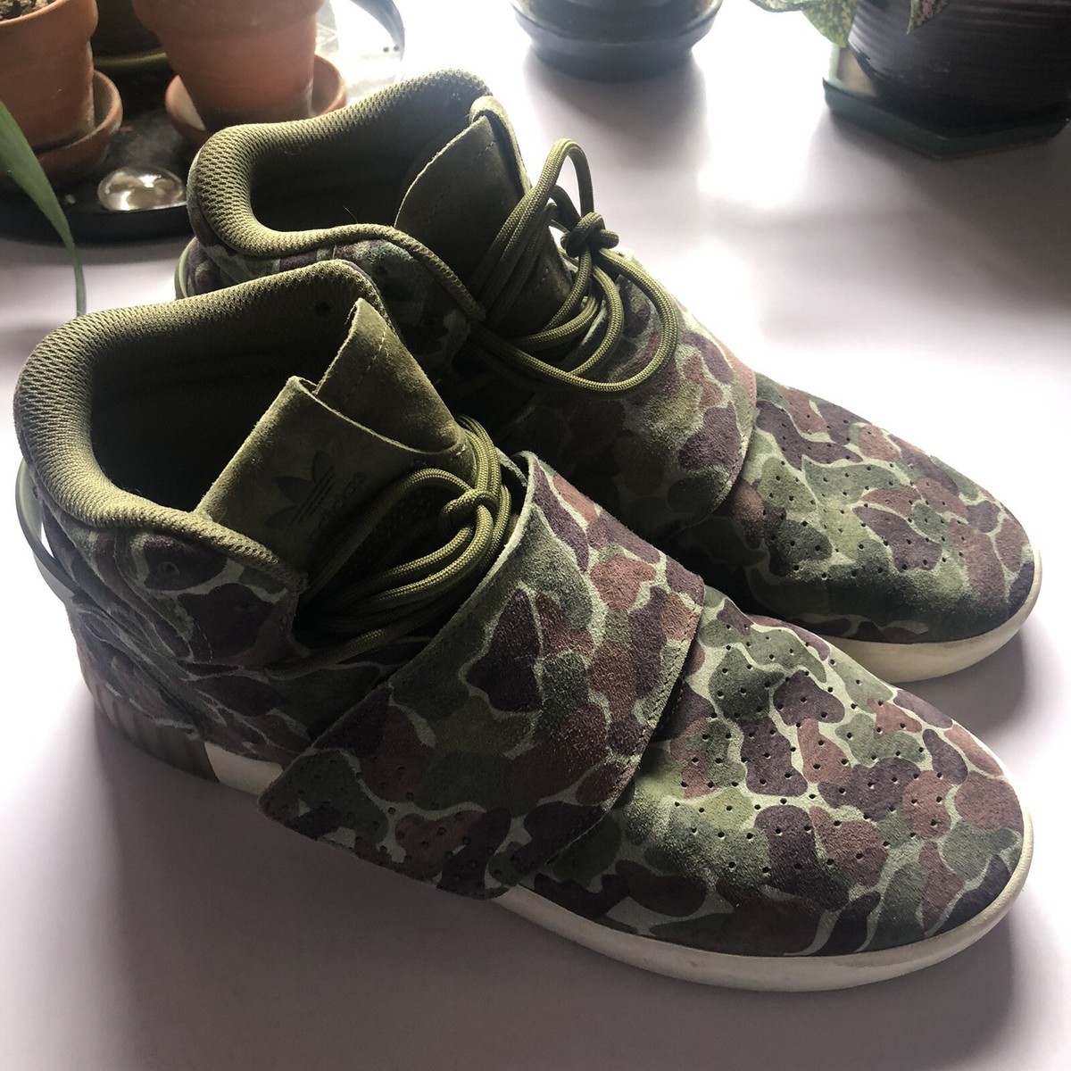 adidas gazelle silver green womens Unlike Humans Men's UHF04 Runner Beige Mesh Camo Low Top Sneakers