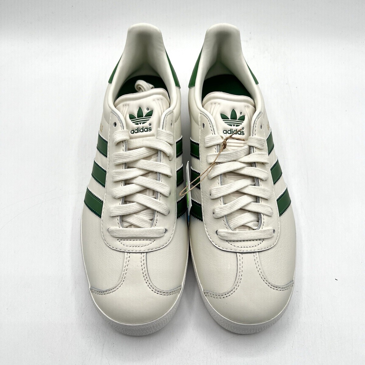 Adidas Men's Gazelle Originals Size 7.5 Off White Collegiate Adidas Men's Gazelle Originals Size 7.5 Off White Collegiate