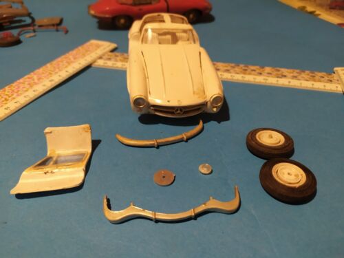 Lotto MERCEDES - MASERATI JAGUAR STUDEBAKER - AMT - MONOGRAM - 1/24 - 1/25 - Foto 18 di 24