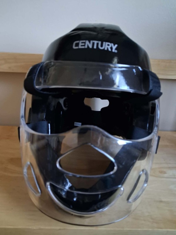 Century Student Sparring Headgear with Face Shield-Black, Adult M/L
