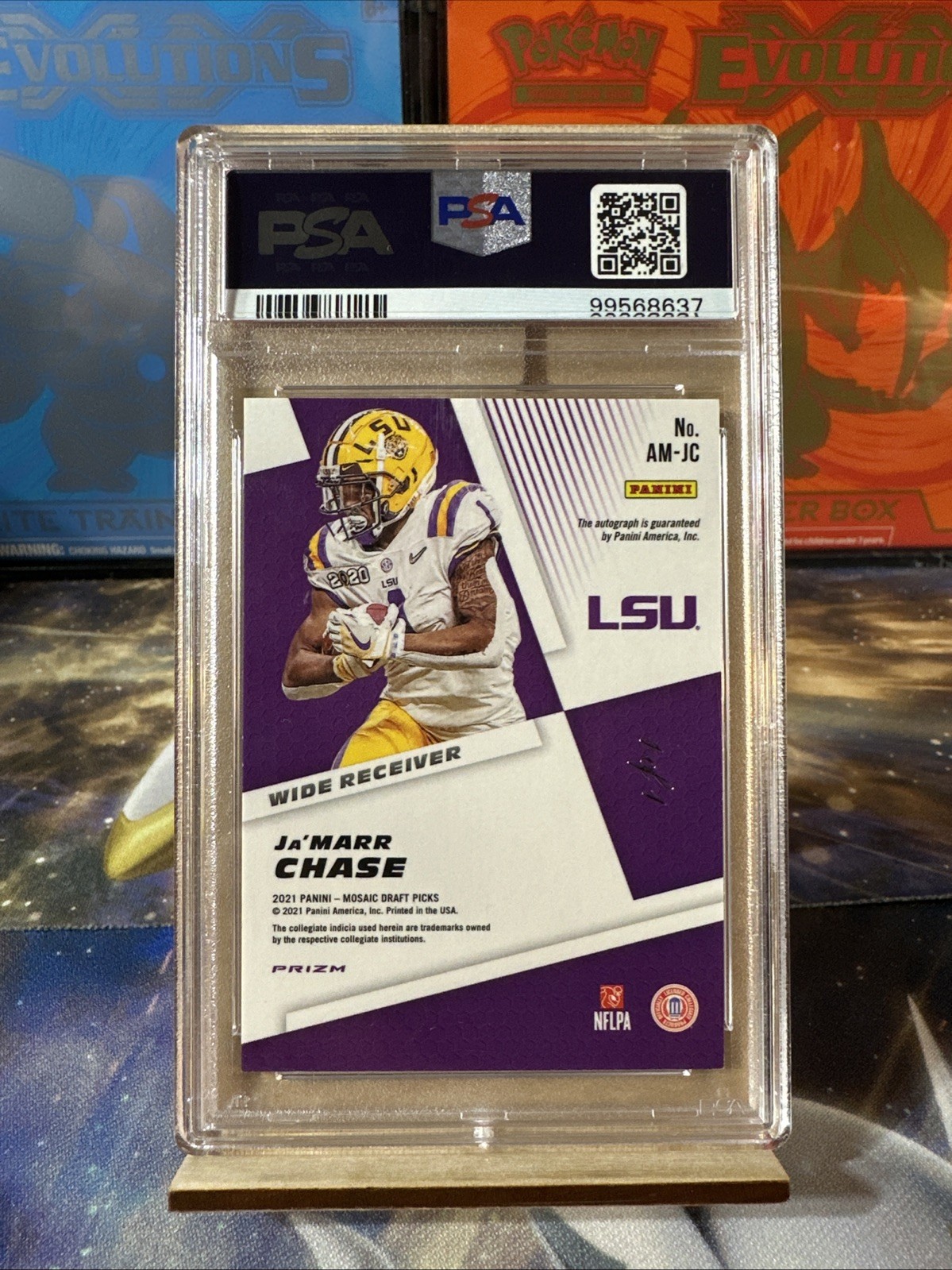 2021 Panini Mosaic Draft Picks Autographs Mosaic Ja'Marr Chase Black 1/1 PSA 9 view 2