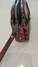 Floral Pattern Multicolor Women's Wristlet Wallet with Multiple Compartments