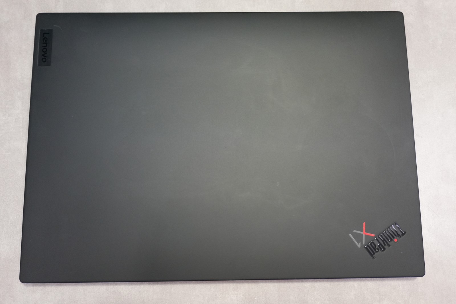 Lenovo ThinkPad X1 Carbon Gen 10, 14-Inch Laptop, with Intel Core i7-1265U 12th Gen., 512 GB SSD (Solid State Drive), Windows 11 Pro