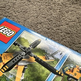 New 2017 Lego City 60158 Jungle Cargo Helicopter RETIRED Set w/ Minifigures