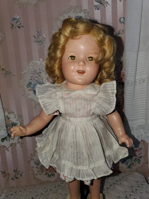 VINTAGE 15.5'' SHIRLEY TEMPLE COMPOSITION SLEEP EYE DOLL MARKED 16 IDEAL USA