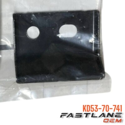 2018-2021 MAZDA CX-30 REAR PANEL CENTER BRACKET NEW OEM KD53-70