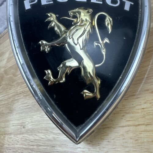 Vintage Peugeot front Emblem Grill - Picture 2 of 12
