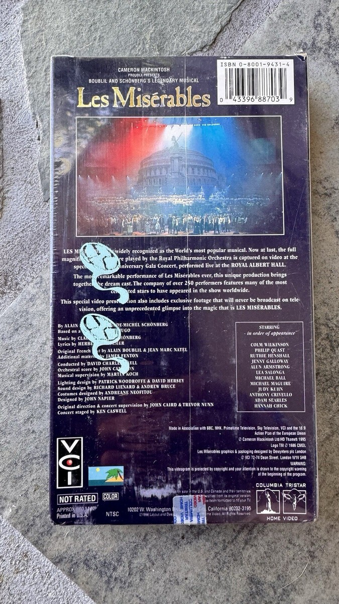 ぱーぷる Les Miserables: The Dream Cast - In Concert (VHS) - BRAND NEW