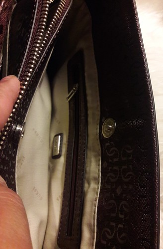 GUESS Halley Small Girlfriend Satchel Bordeaux - Picture 6 of 6