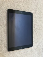Apple iPad (5th Generation) A1823 32 GB, Wi-Fi + 4G, 9.7 in Apple iPad (5th Generation) A1823 32 GB, Wi-Fi + 4G, 9.7 in