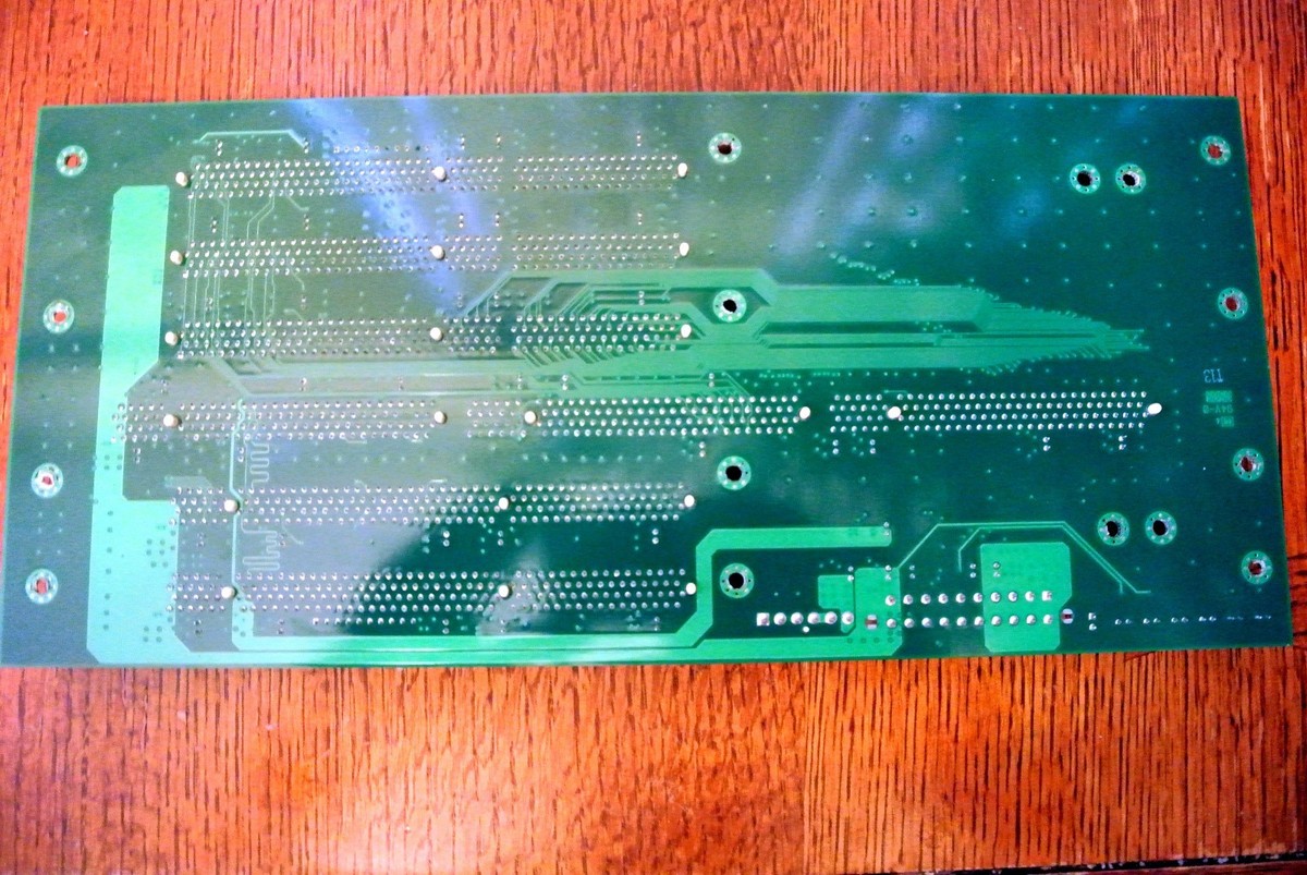 Portwell PBP-19P4 19 Slot PICMG Backplane at best price in Bengaluru