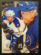 1994-95 94/95 Fleer Flair #21 Craig Muni Buffalo Sabres
