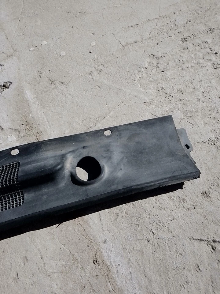 1995-1999 Toyota Avalon передний левый капот отделка 55782-41010 - Изображение 4 из 4