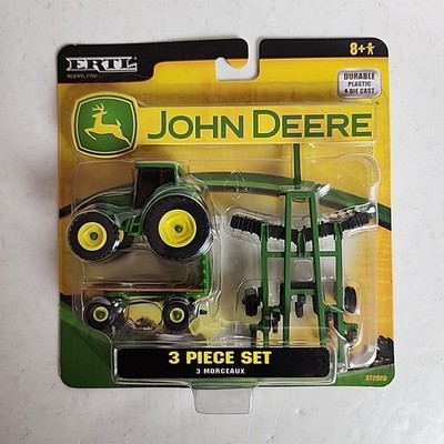 New in Package 2006 ERTL John Deere 3 Piece Tractor Trailer Disk Set 1/64 HTF