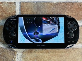 PS Vita PCH-1000 Crystal Black SONY Playstation Tested 8GB Charger Mine Craft P