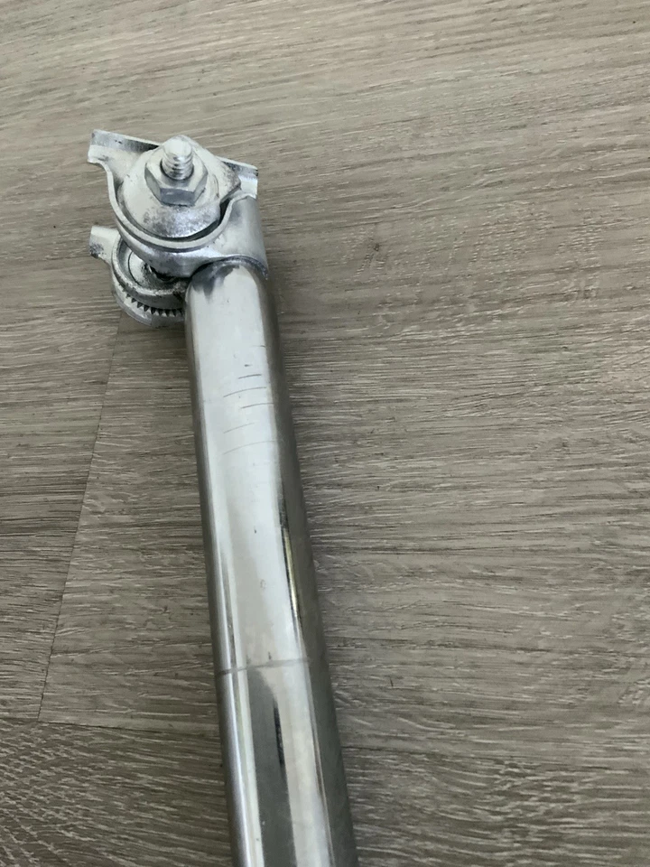 TIJA DE SILLÍN DE ACERO 26,6 MM X 200 MM LONGITUD TOTAL CON CUELLO DE ASIENTO 258 GRAMOS Foto 2 de 4