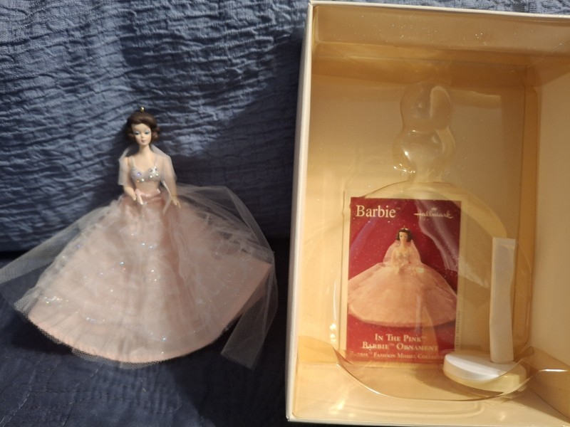 Hallmark Barbie In The Pink Ornament 2002 Fashion Collection