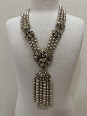 アクセサリー Afdal Riski Suwandi Heidi Daus Lion Head Tassel Necklace Crystal Rhinestone Faux Pearl