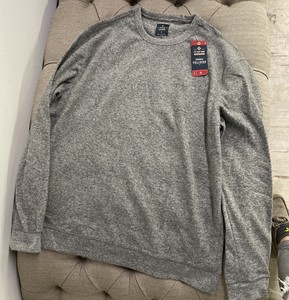 members mark crewneck pullover