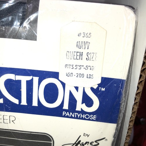 hanes true reflection ultra sheer pantyhose Navy Blue Queen Size Nylon Control - Picture 2 of 5