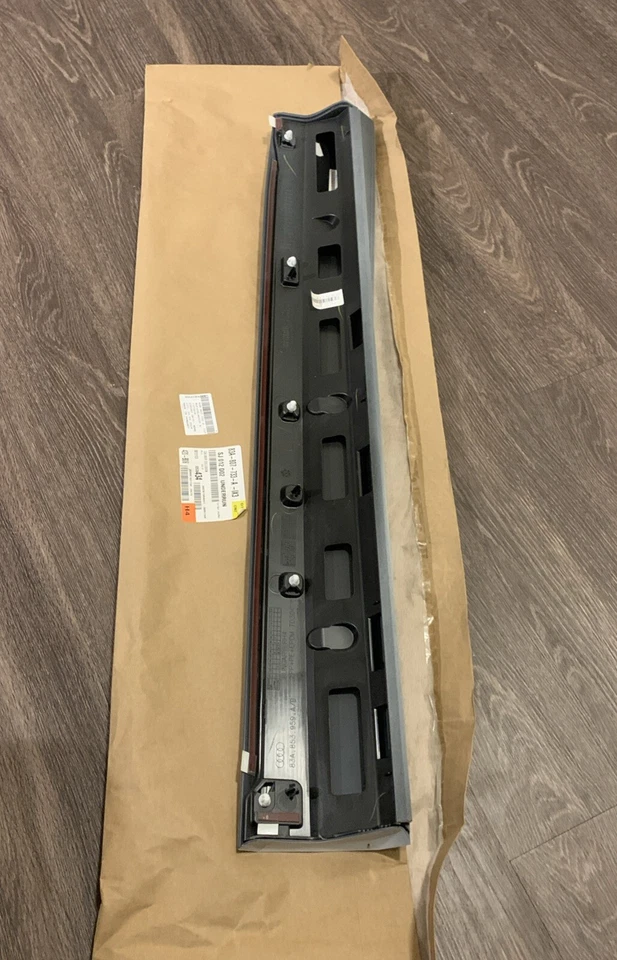 19-23 AUDI Q3 Q 3 PUERTA DELANTERA MOLDURA BLANCO GENUINO ORIGINAL OEM IZQUIERDA IZQUIERDA Foto 2 de 4