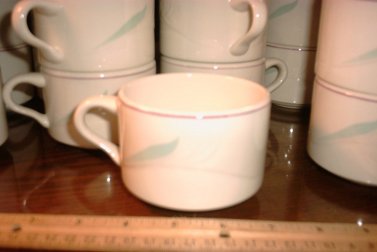 Oneida Espree White China 9oz Mugs/Cups Set of 6 Green Leaf Design