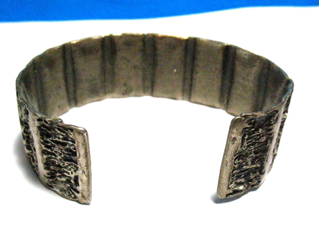 PEWTER CUFF BRACELET TEXTURED PATTERN VINTAGE 1 I… - image 2