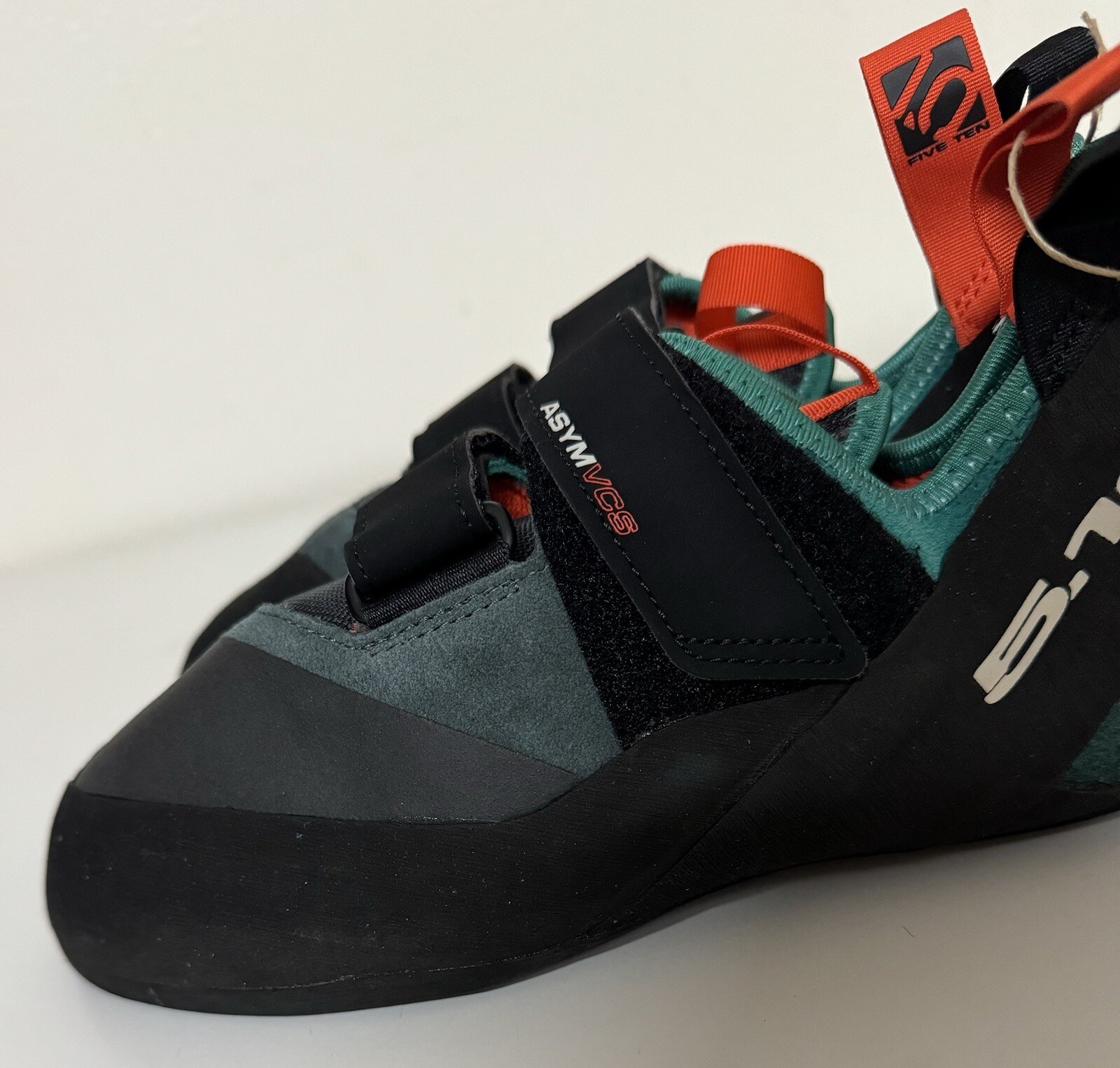 Adidas 5.10 Five Ten Asym VCS Mens Sz 9 Black Rock Climbing Shoes